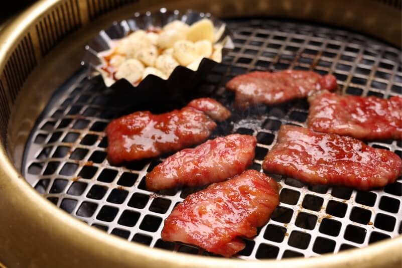 上質なお肉を炭火で贅沢に味わう